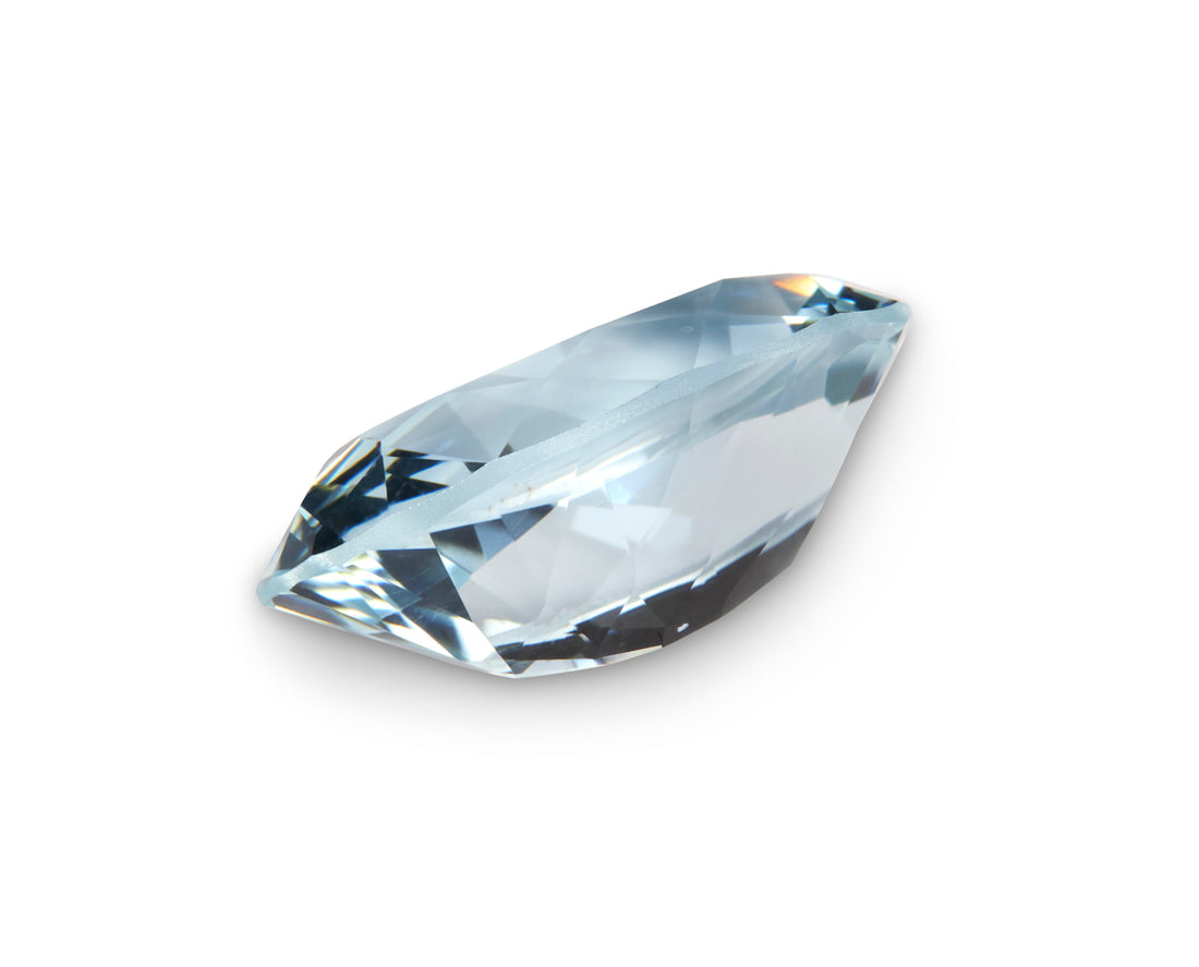 5.85ct Aquamarine Oval Cut Brazil Origin