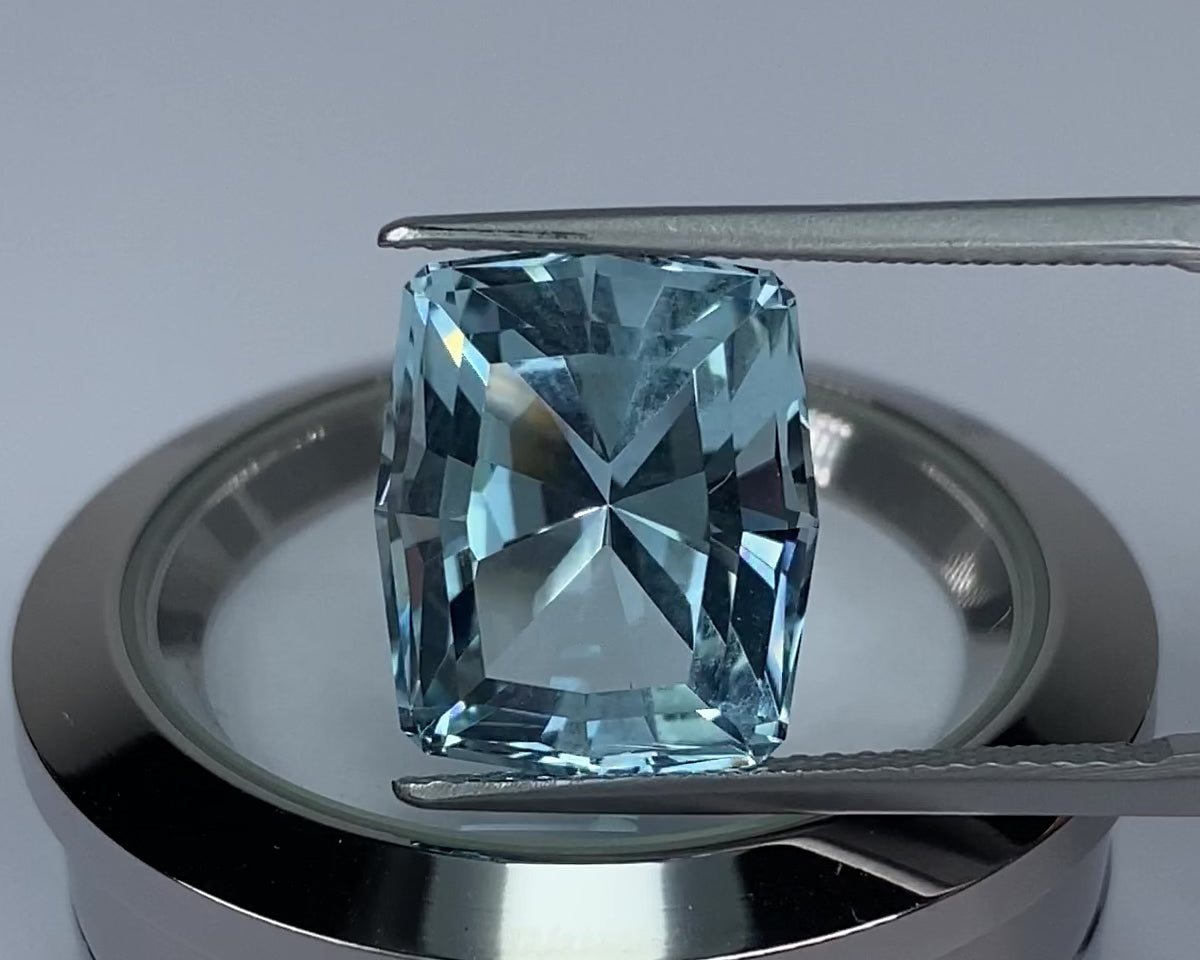 7.77ct Aquamarine Fancy Cut Brazil Origin